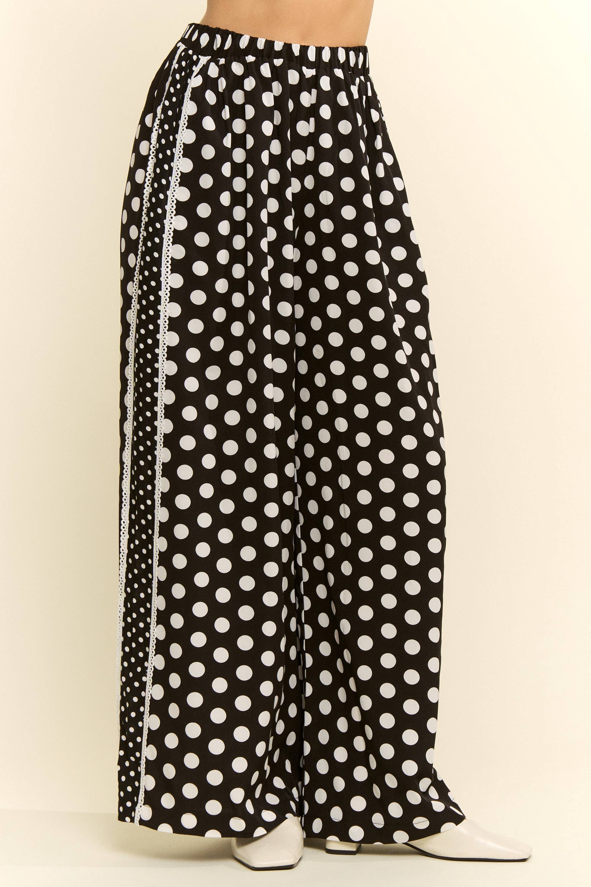 CONTRAST DOT SIDE PANEL PANTS