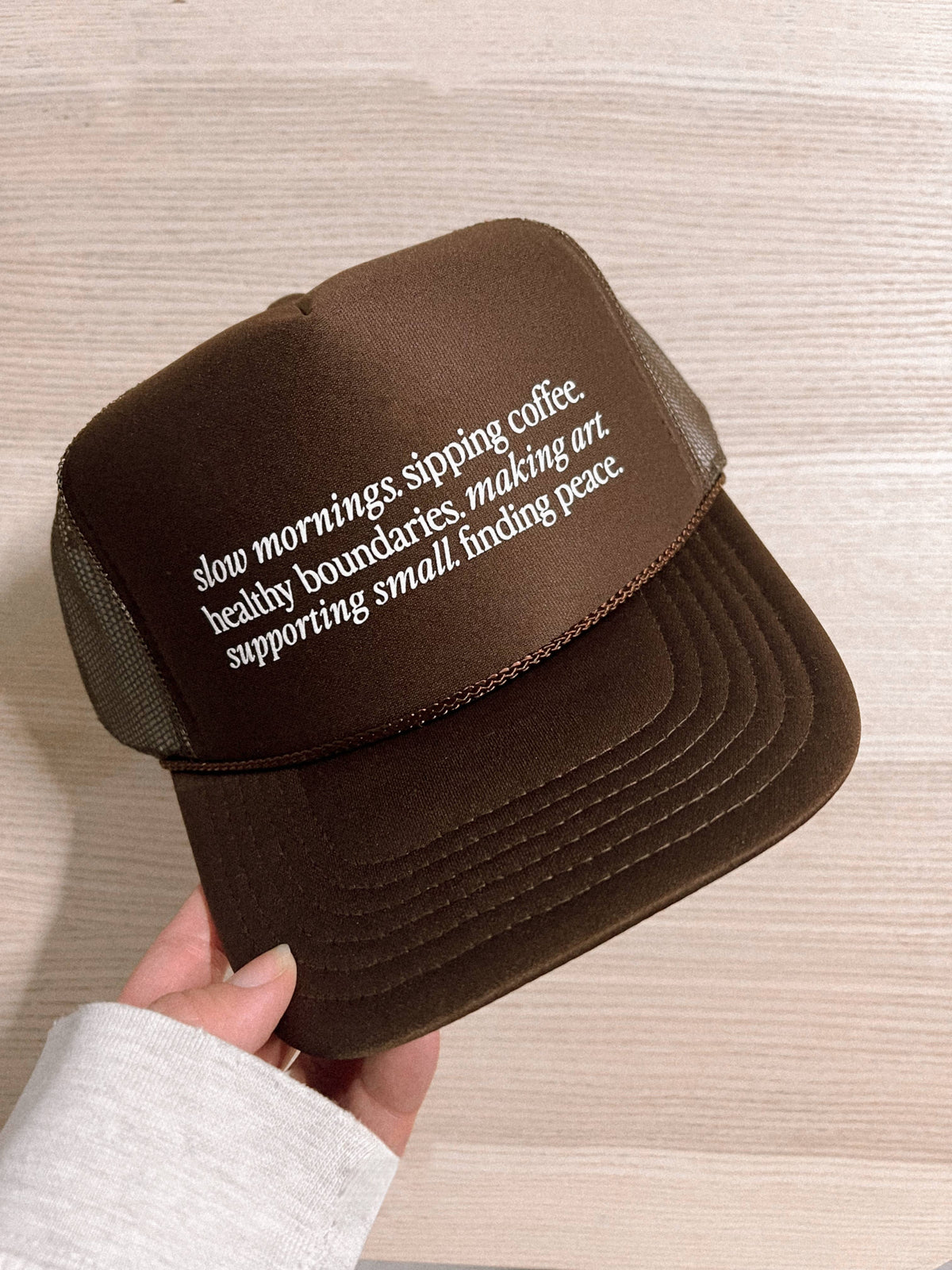 SLOW LIFE | TRUCKER HAT | BROWN