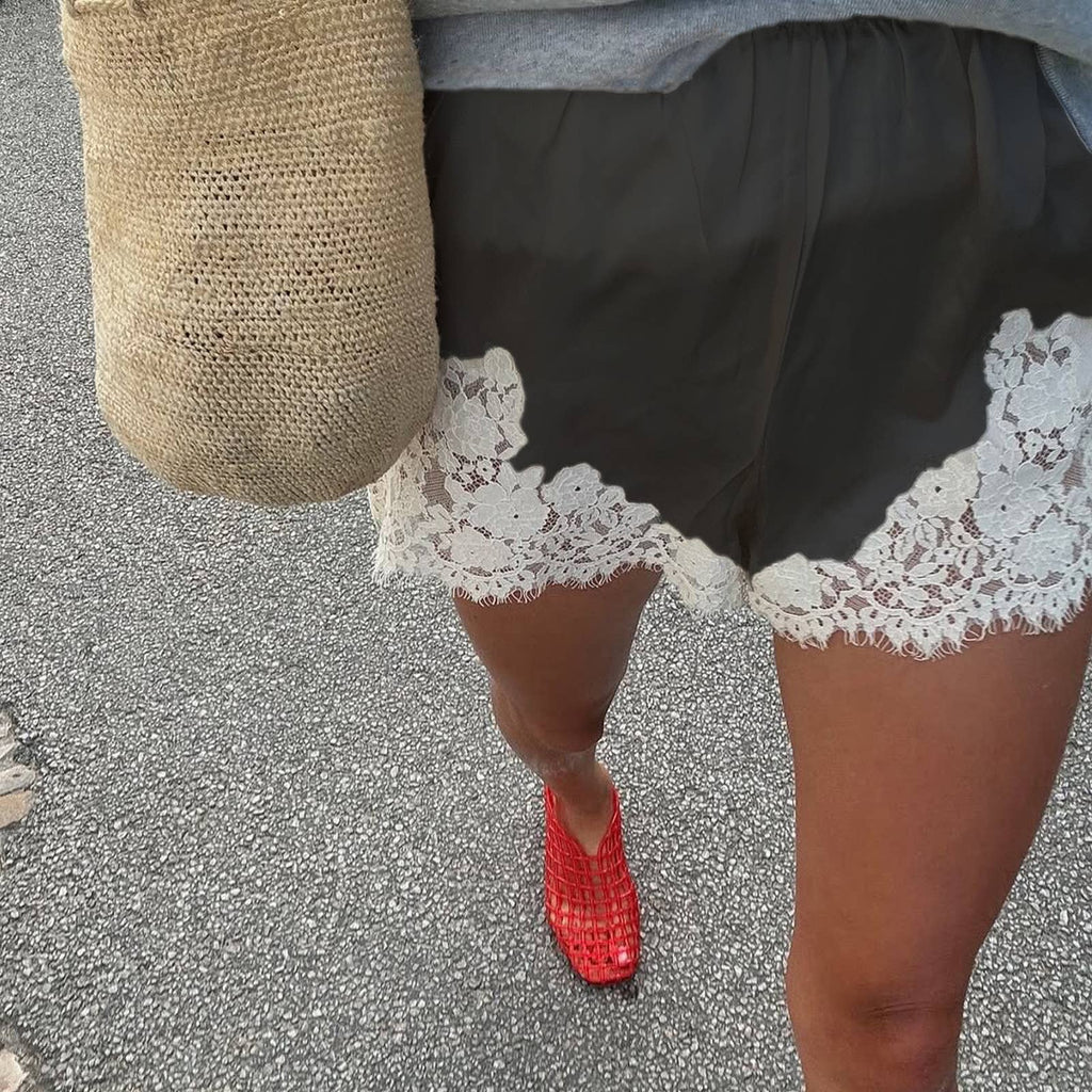 Lace trim Shorts