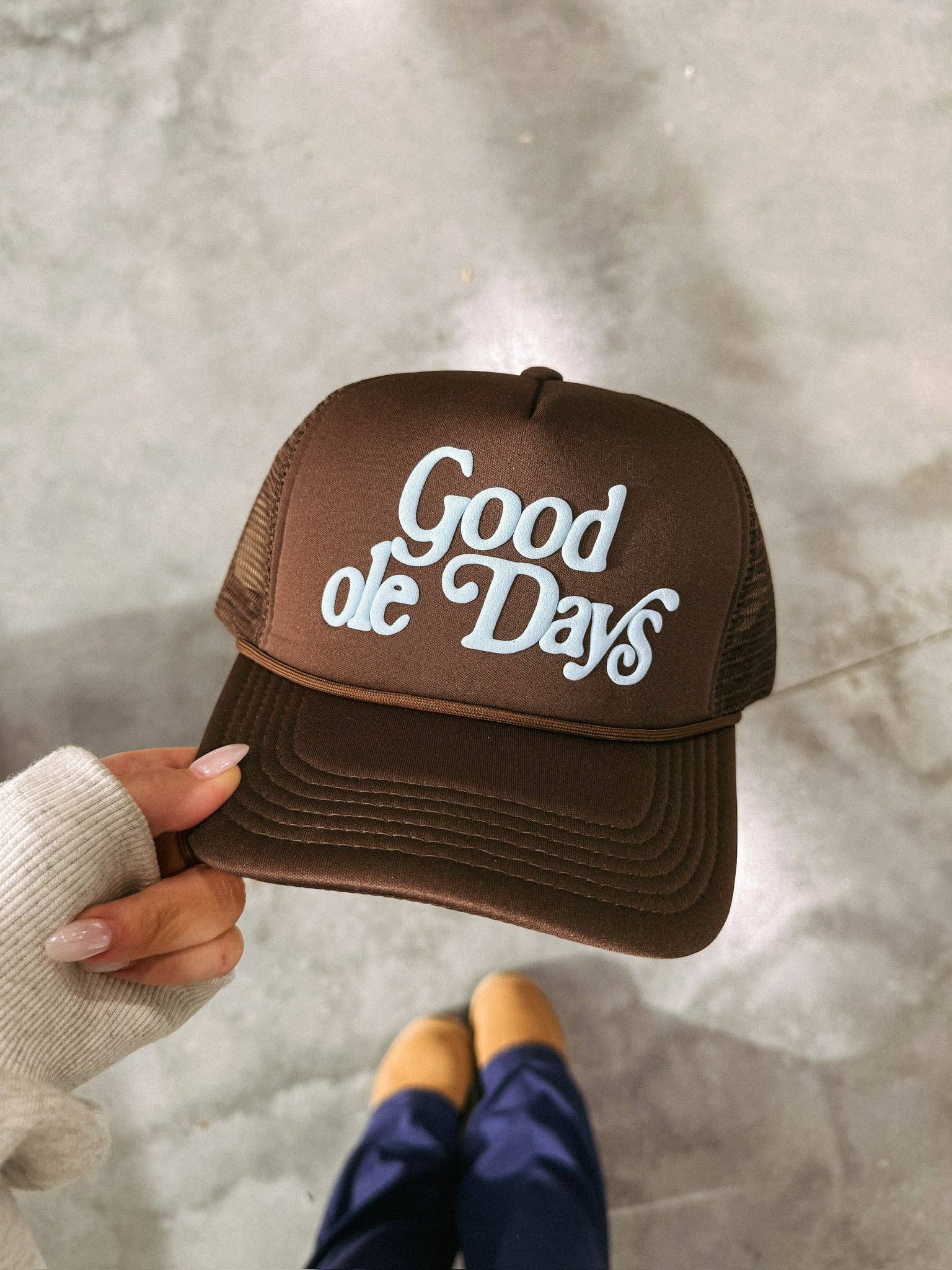 Good ole days trucker hat - brown / blue