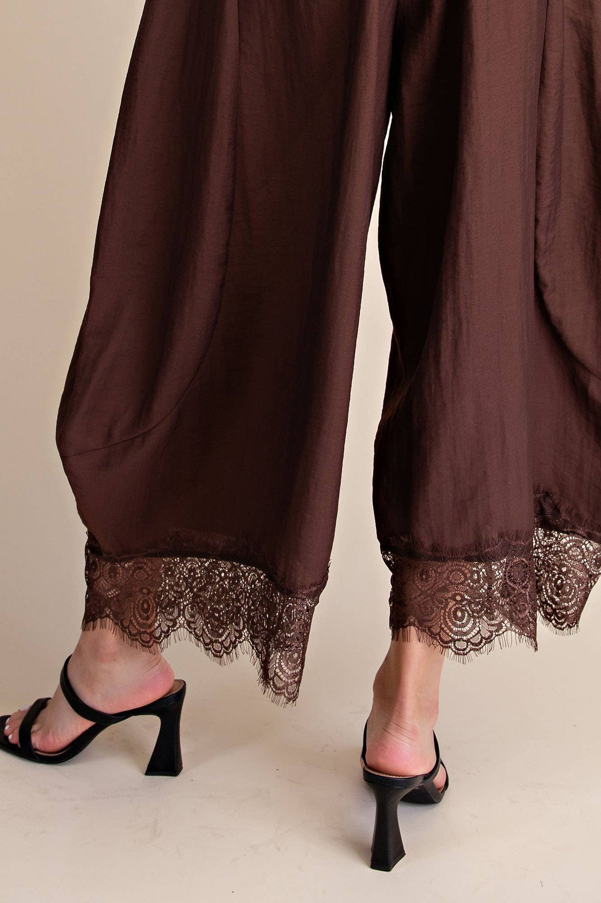 Cropped Lace Trim Balloon Pants