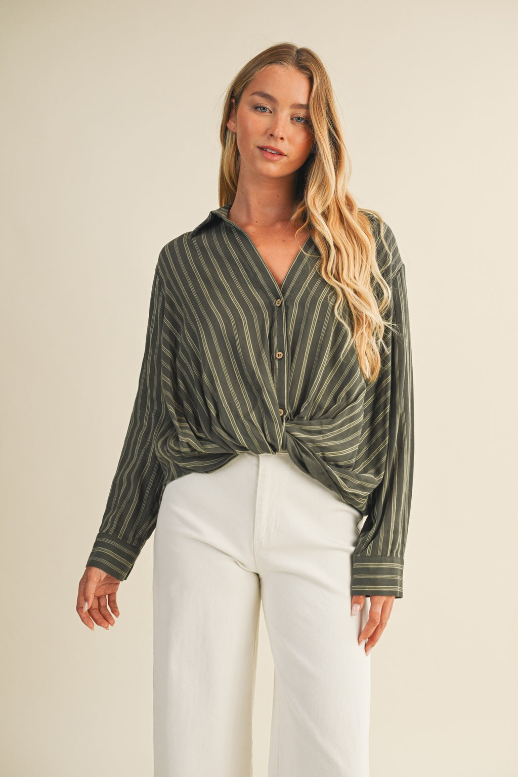 Striped twist cargo set
