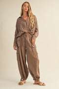 Striped twist cargo set