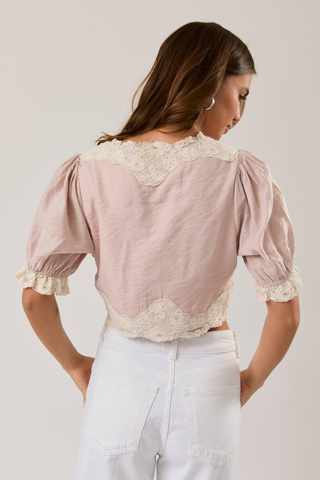 PUFF SLEEVE V-NECK LACE TRIM DETAIL CROP TOP