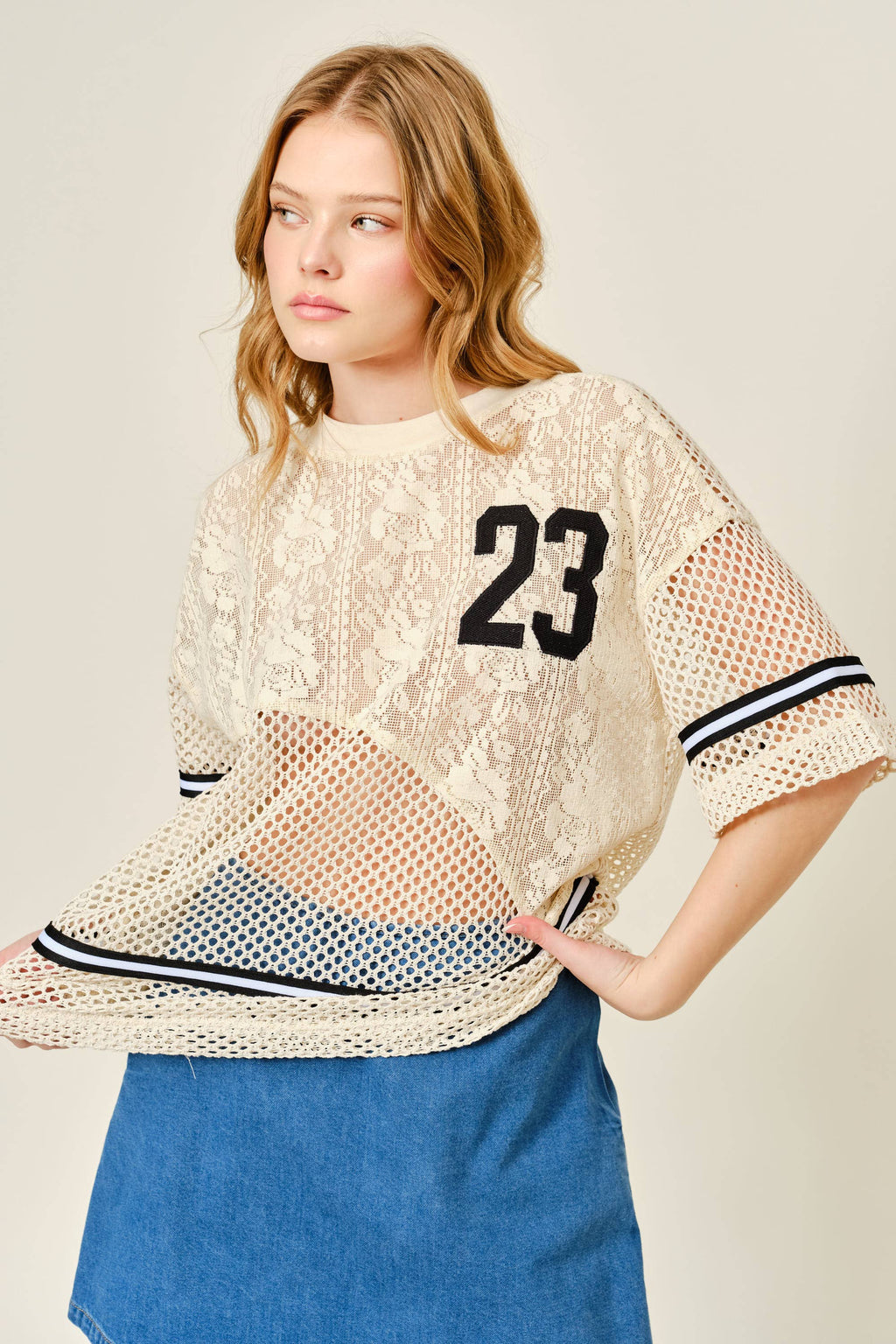 OVERSIZED LACE AND CROCHET KNIT TOP