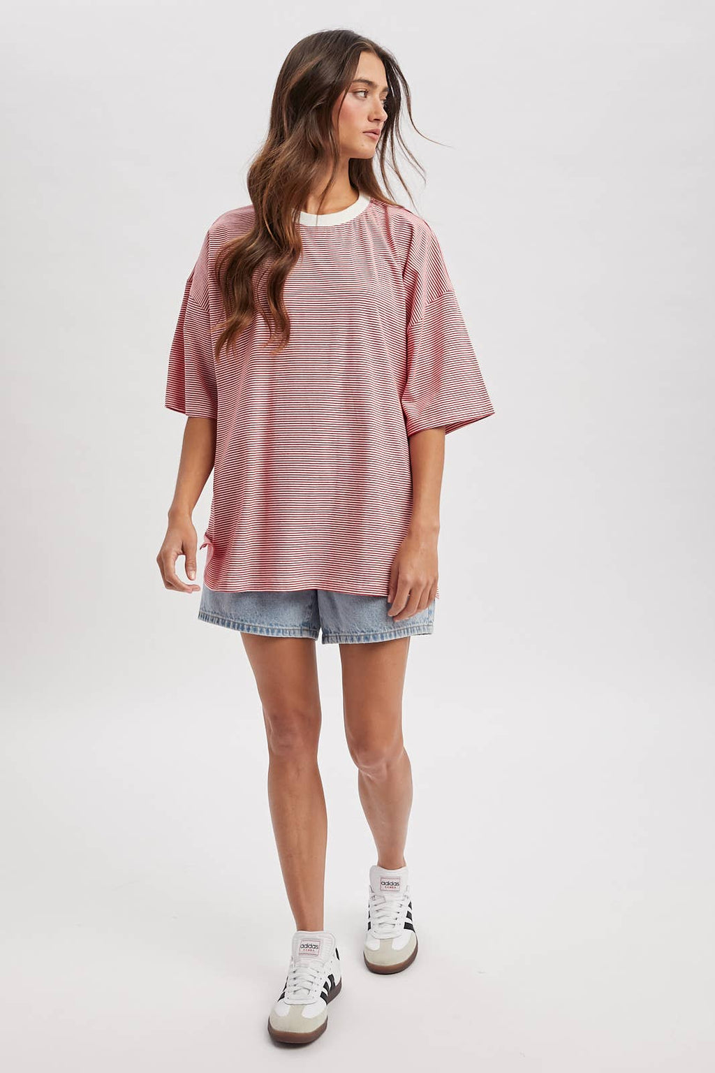 OVERSIZED RED & WHITE TOP