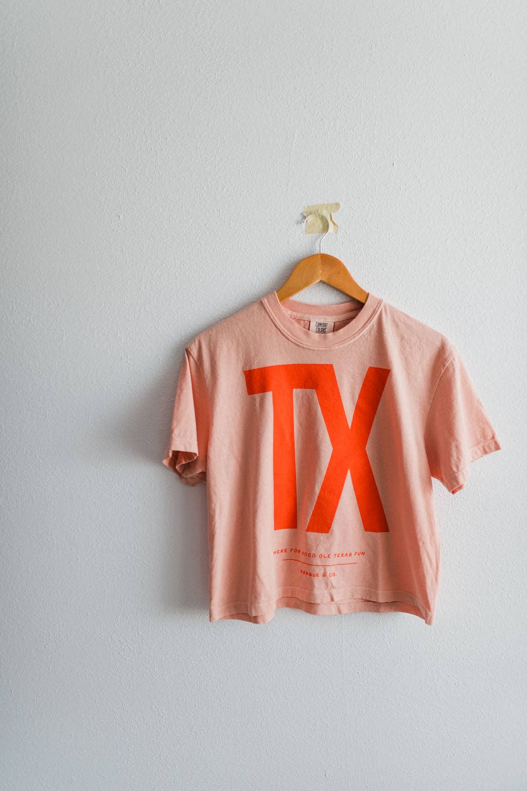 Tx | peachy comfort colors boxy cropped tee