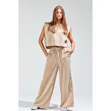 Open side sleeveless crop top