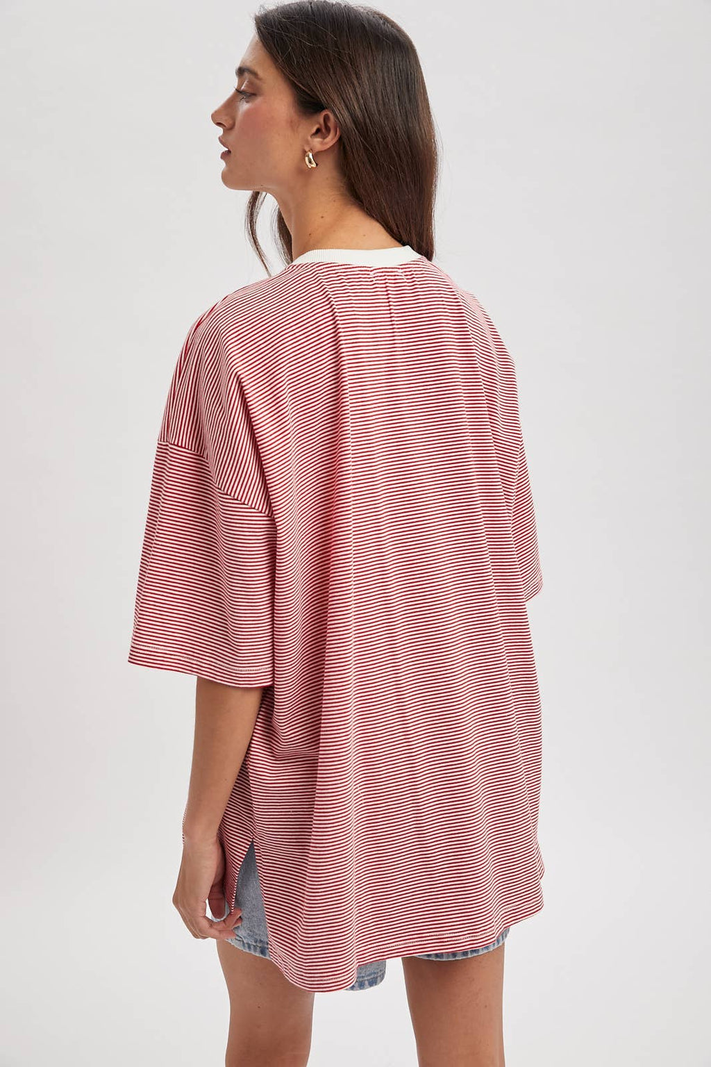 OVERSIZED RED & WHITE TOP