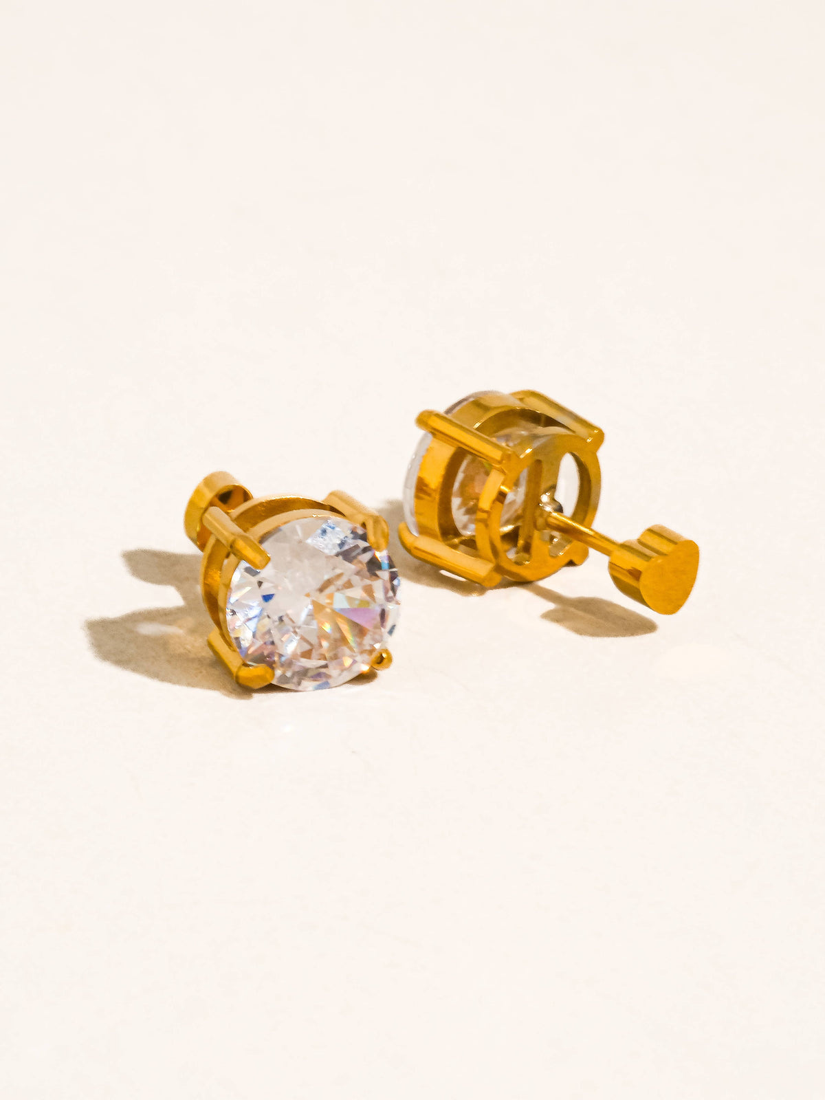 Avenn 18K Gold Non-Tarnish Round CZ Flat Back Earrings