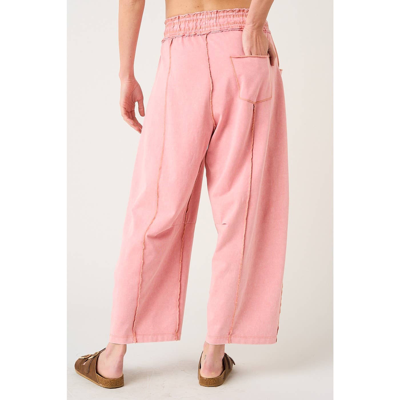 MINERAL WASH SEAM DETAIL PULL ON BARREL PANTS