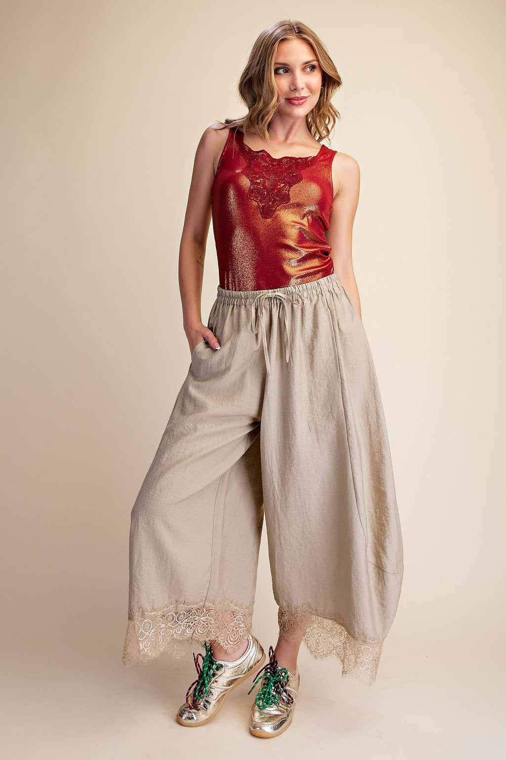 Cropped Lace Trim Balloon Pants