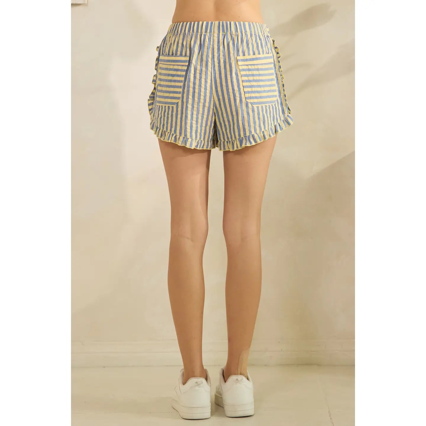 Stripped ruffle short