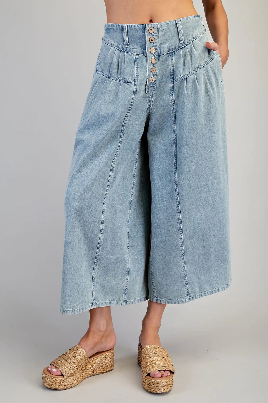 Button Down Pleated Cropped Denim Pants