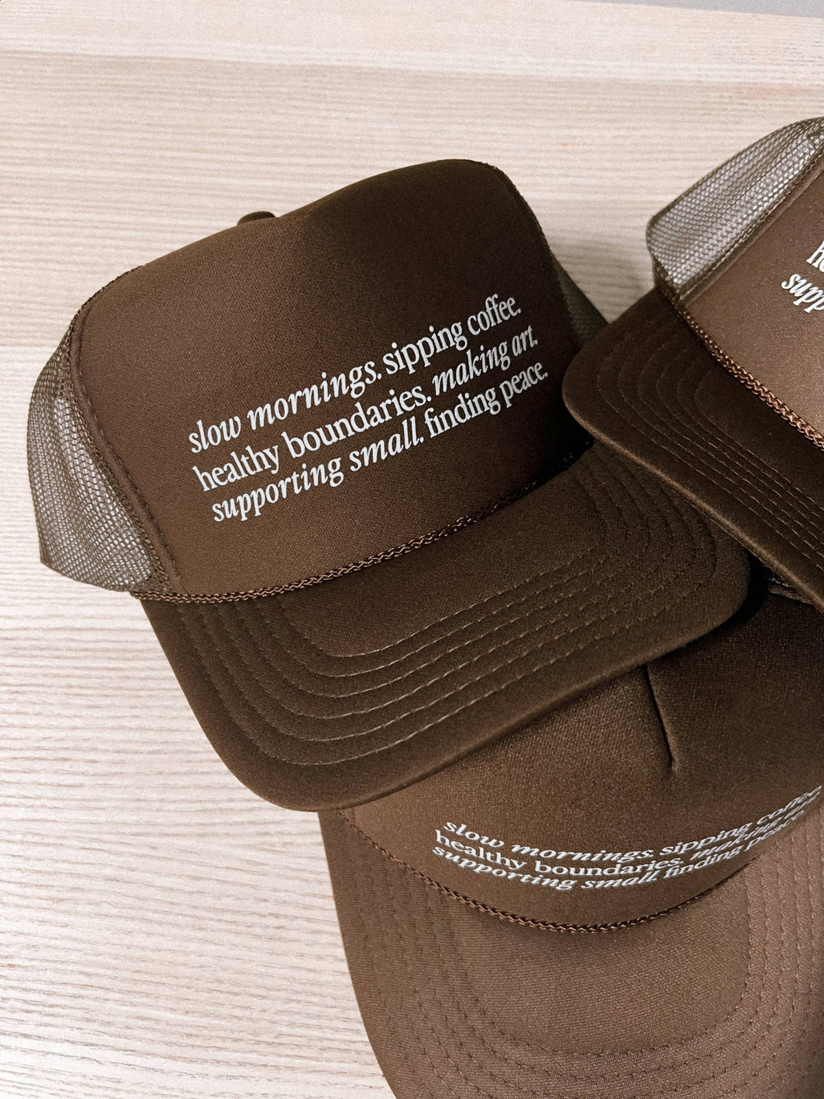 SLOW LIFE | TRUCKER HAT | BROWN