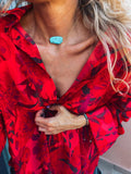 Minimalistic semiprecious turquoise howlite stone necklace