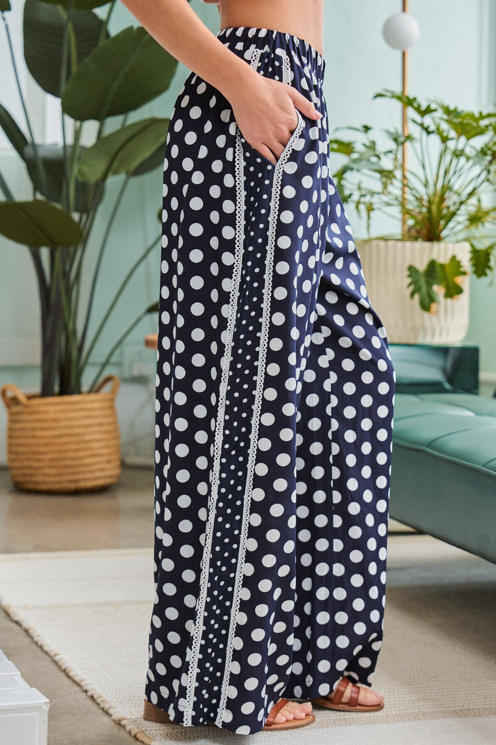 CONTRAST DOT SIDE PANEL PANTS