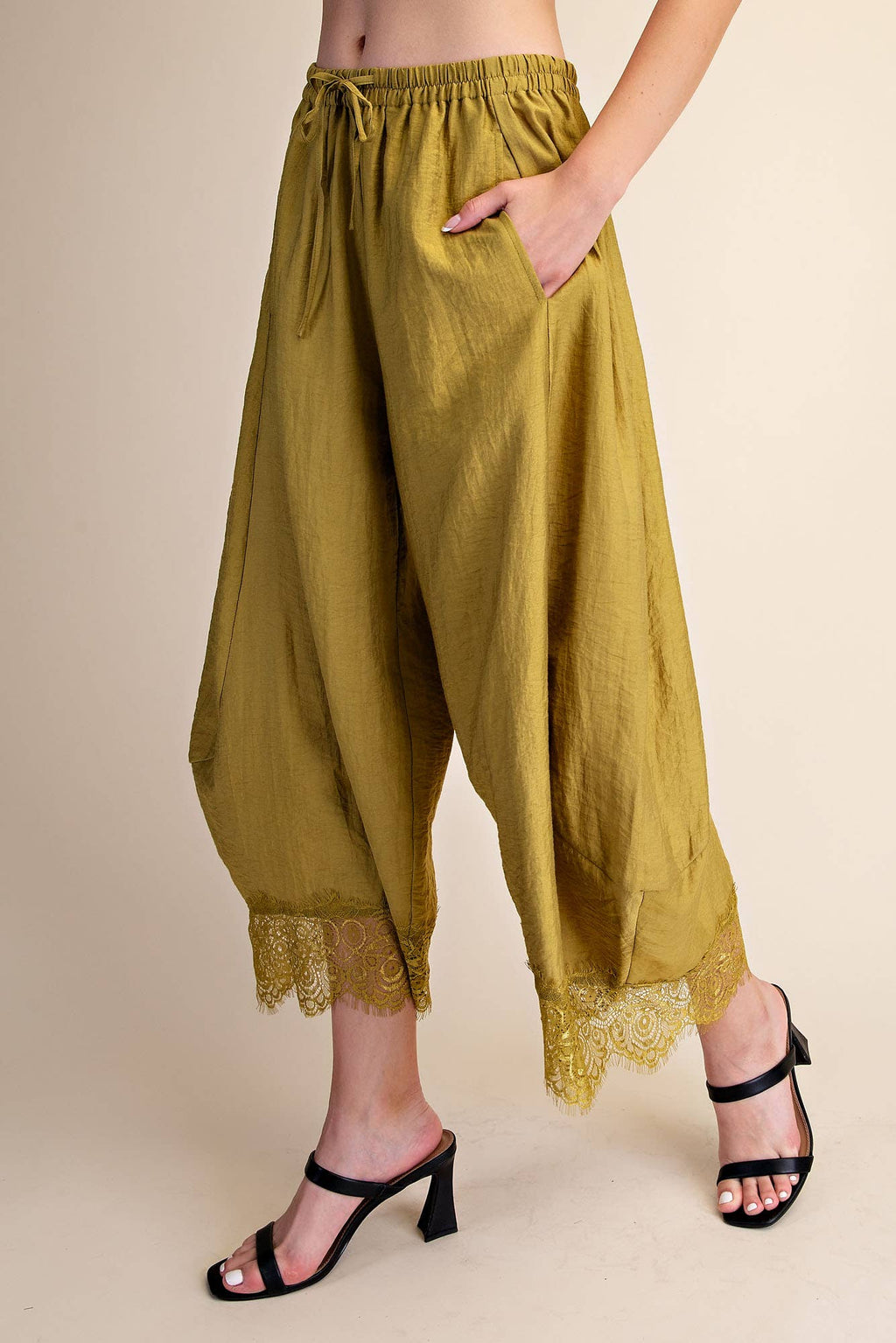Cropped Lace Trim Balloon Pants