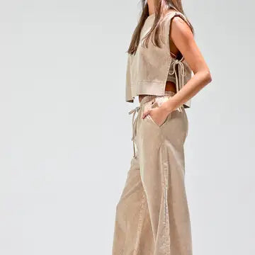 Open side sleeveless crop top