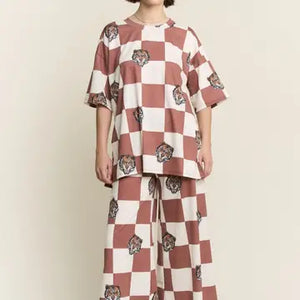 Checkered Tiger Set