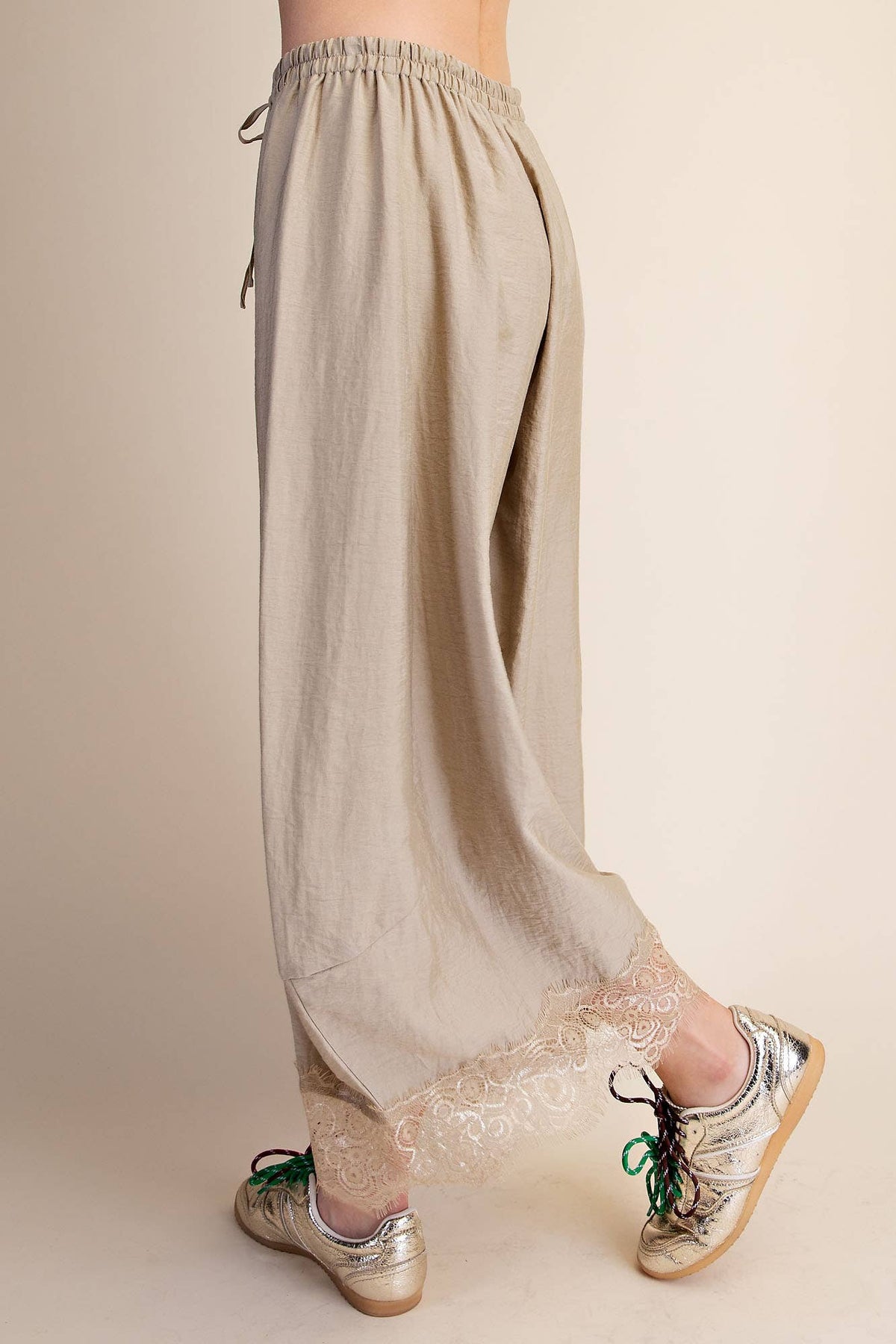 Cropped Lace Trim Balloon Pants