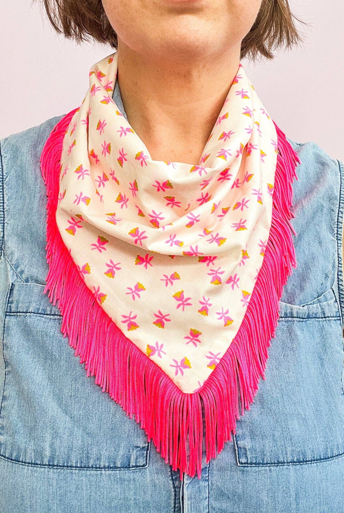 Fringe Bandana- white/pink